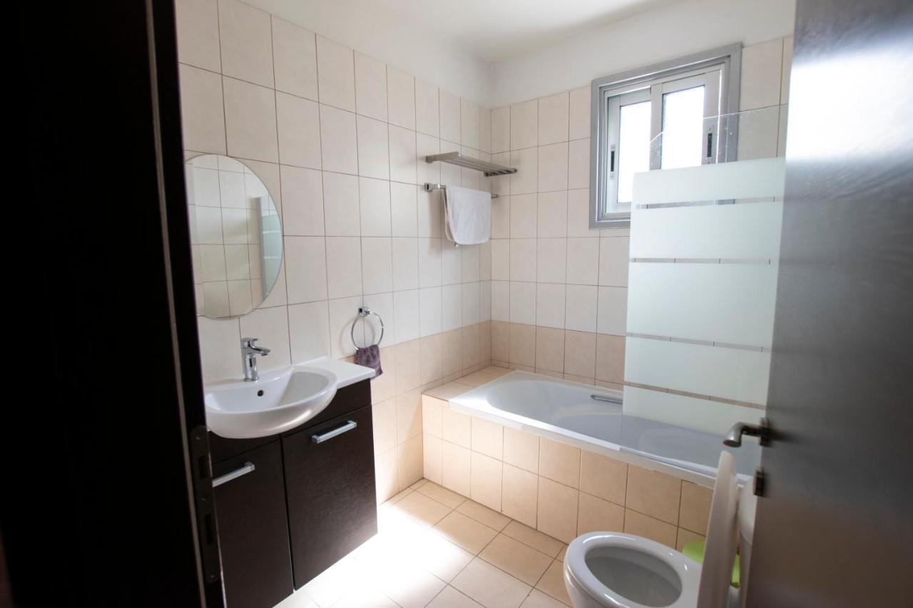 Glabur Stays - The Executive 2 Bdr - Nicosia City, Free Parking & Wifi, Welcomes You!!! Exterior photo
